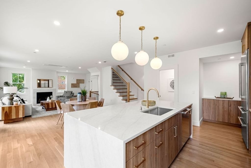 24 Wendell Street #4 Cambridge — Photo 7 of 34