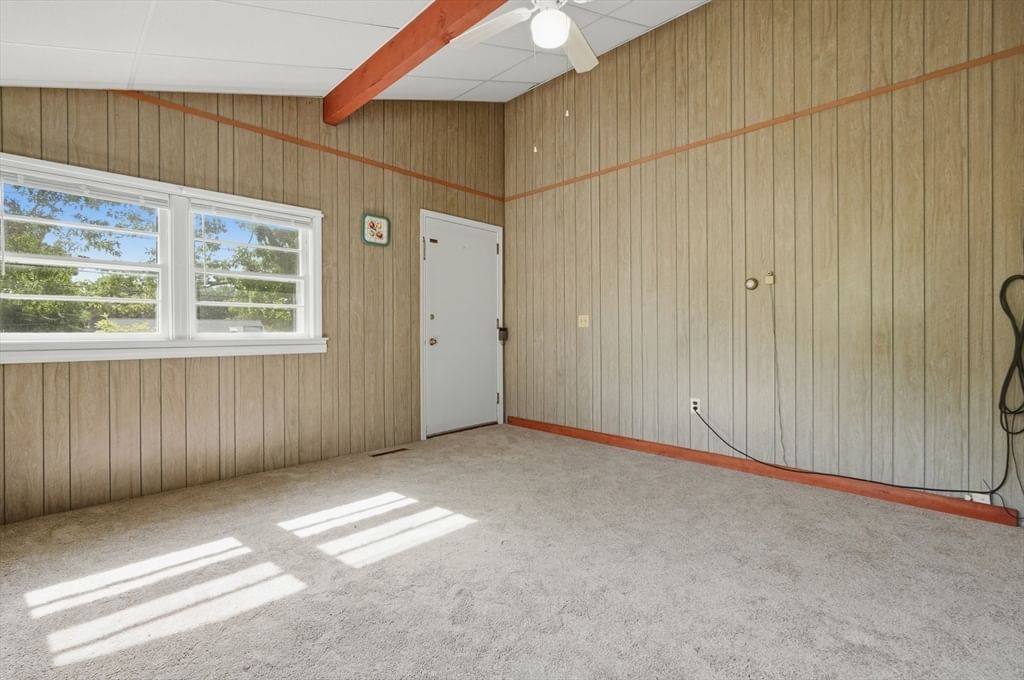 272 Glen Charlie Rd Wareham — Photo 19 of 39