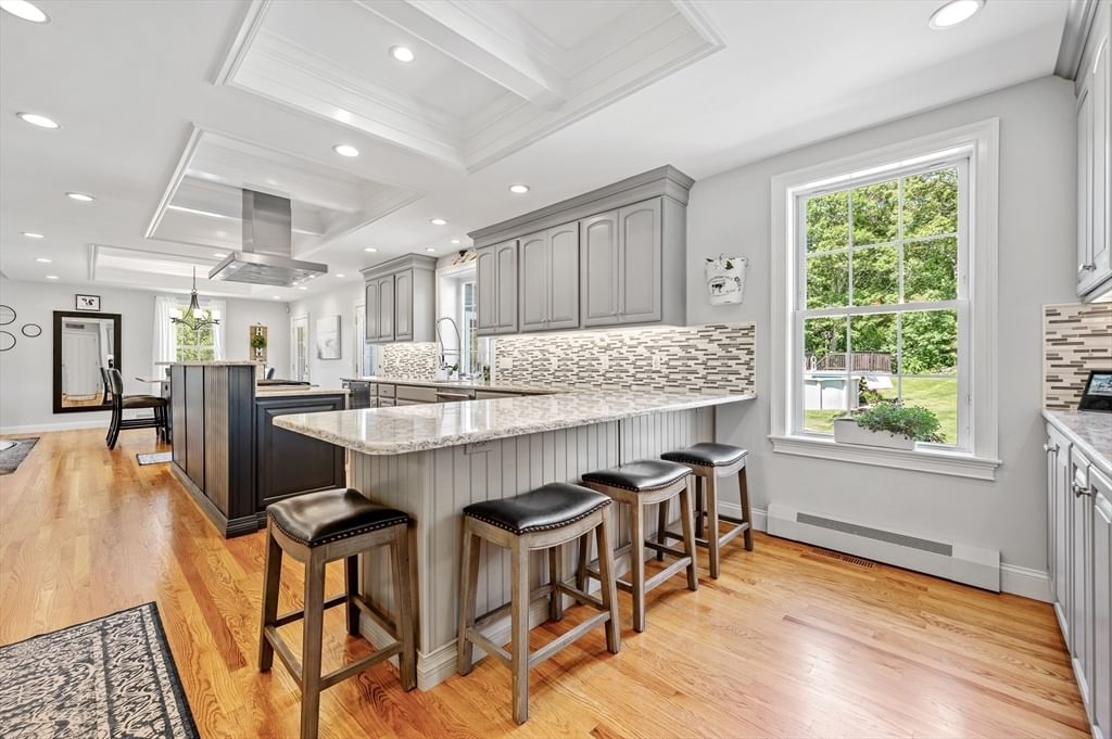 48 Summer Rd, Berlin, MA 01503 photo 2