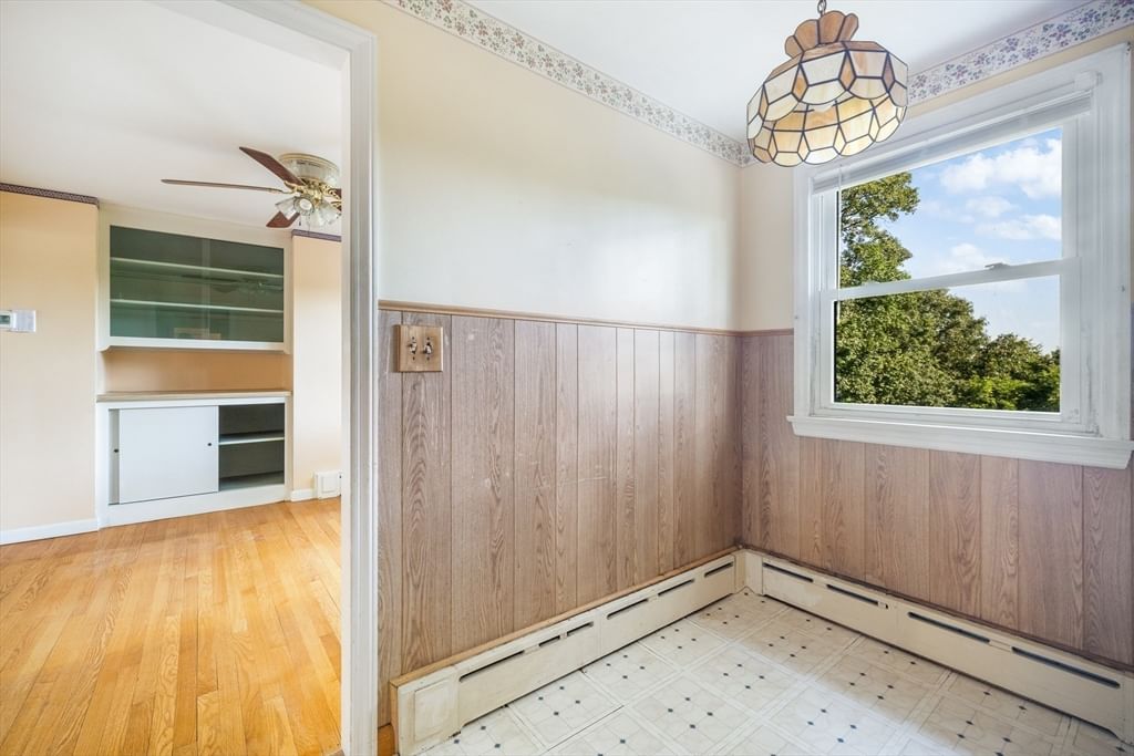 45 Indian Hill Rd Worcester — Photo 17 of 41