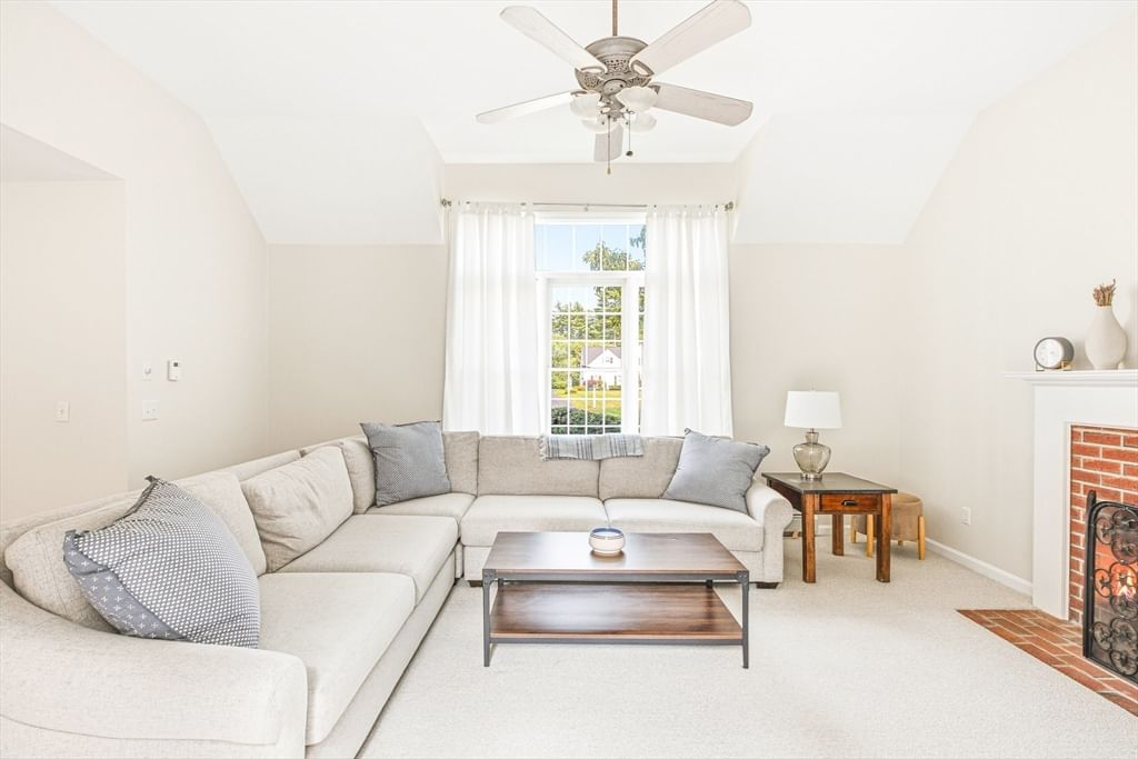 100 Fairway Dr, Halifax, MA 02338 photo 3