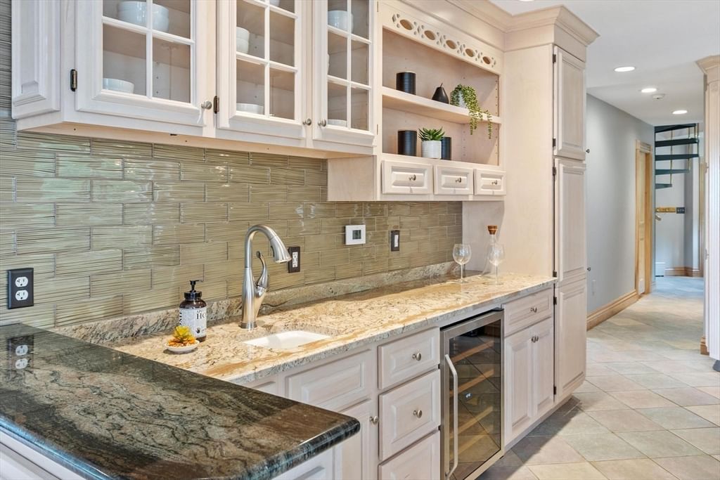 258 Hill St Leominster — Photo 19 of 41