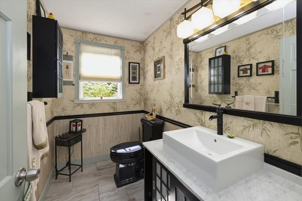 69 Hall St, Dunstable, MA 01827 photo 4