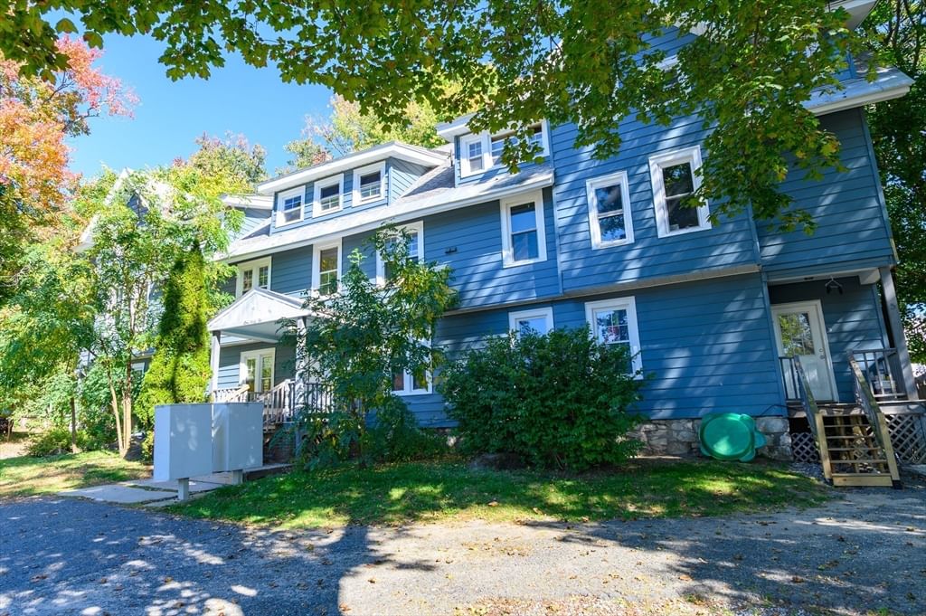 162 Woodlawn Ave Pittsfield — Photo 11 of 25