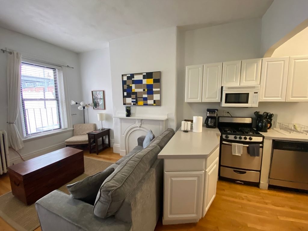 670 Tremont St. #6 Boston — Photo 3 of 11