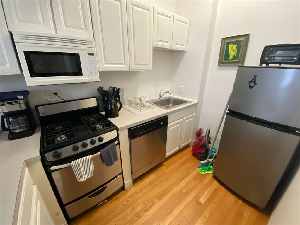 670 Tremont St. #6 Boston — Photo 7 of 11