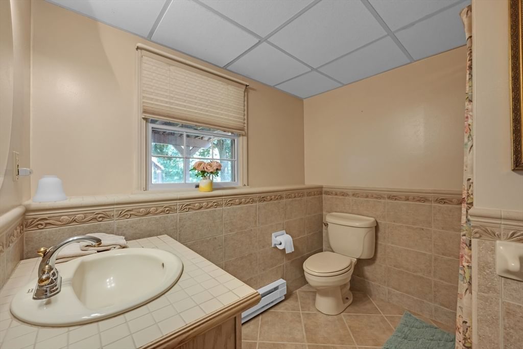 27 Hillside Dr Sturbridge — Photo 19 of 37