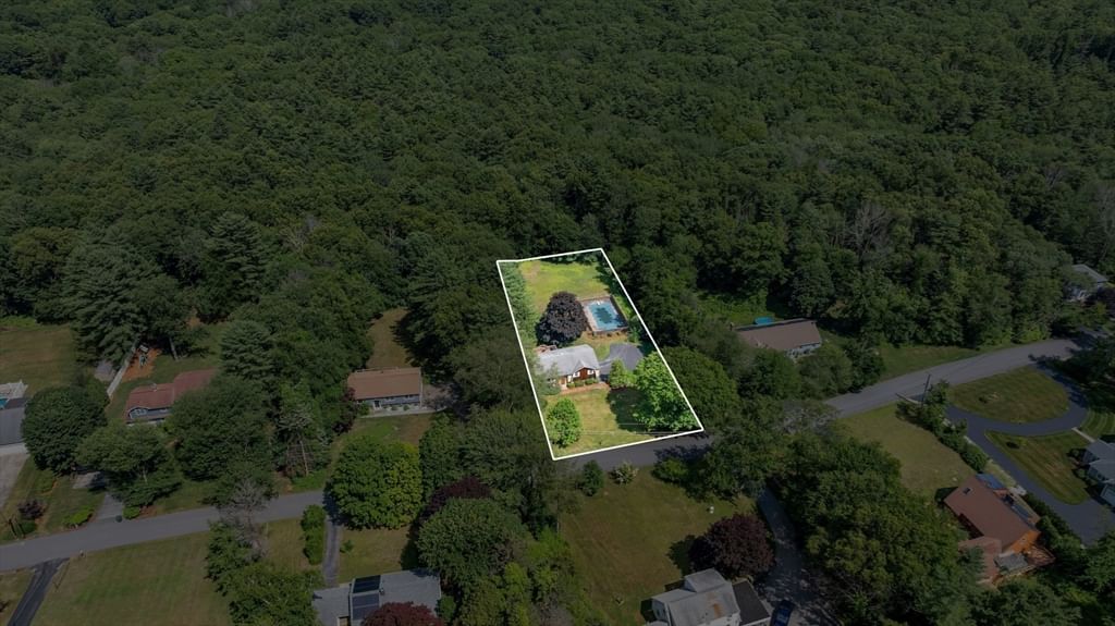 27 Hillside Dr Sturbridge — Photo 36 of 37