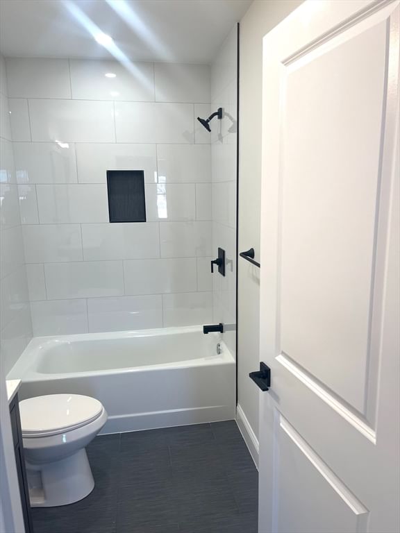 84 Arcadia #5 Revere — Photo 17 of 23