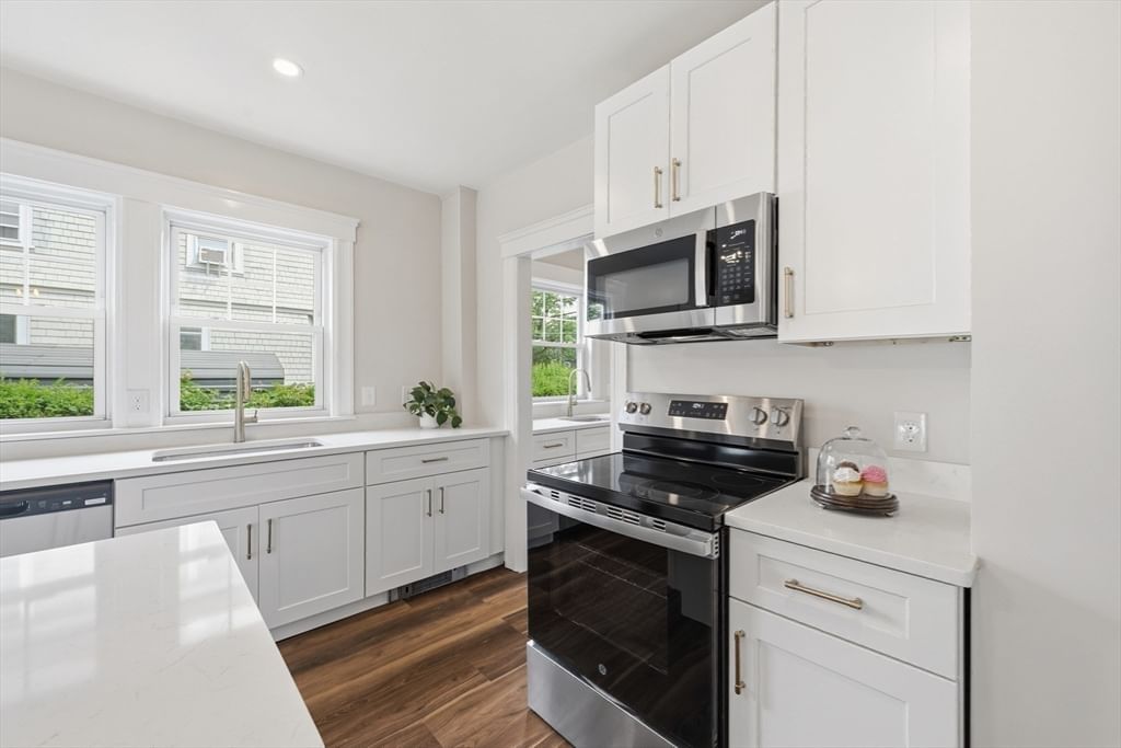 87 Malden St Worcester — Photo 11 of 41