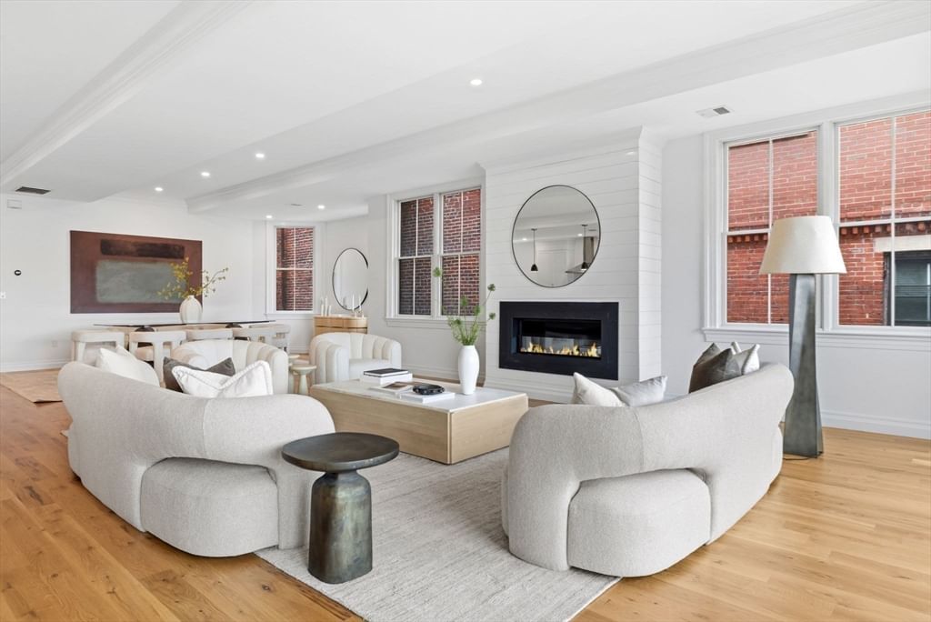 520 East Broadway #2 Boston — Photo 14 of 42