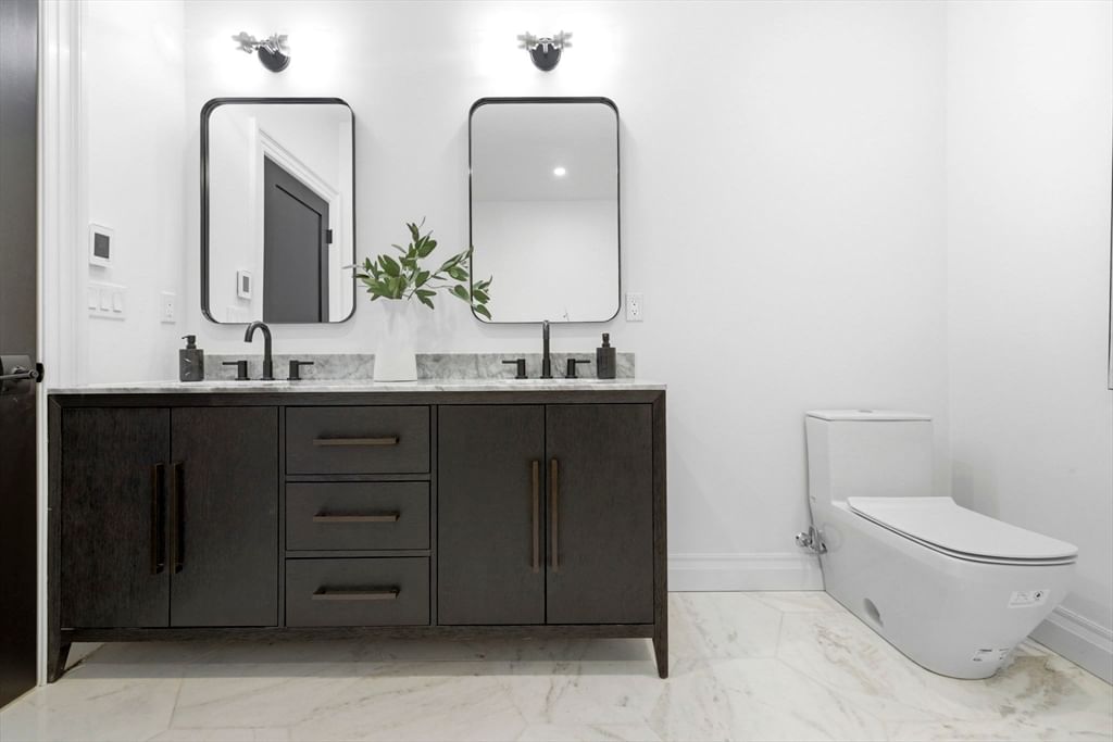 520 East Broadway #2 Boston — Photo 24 of 42