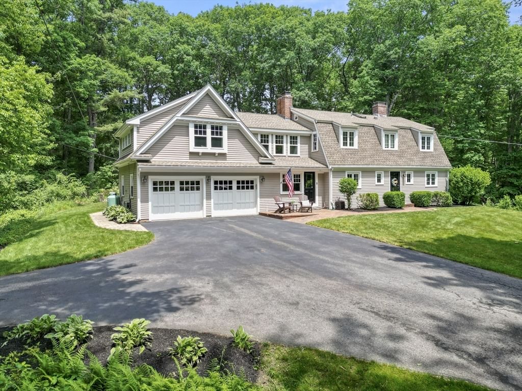22 Timber Ln