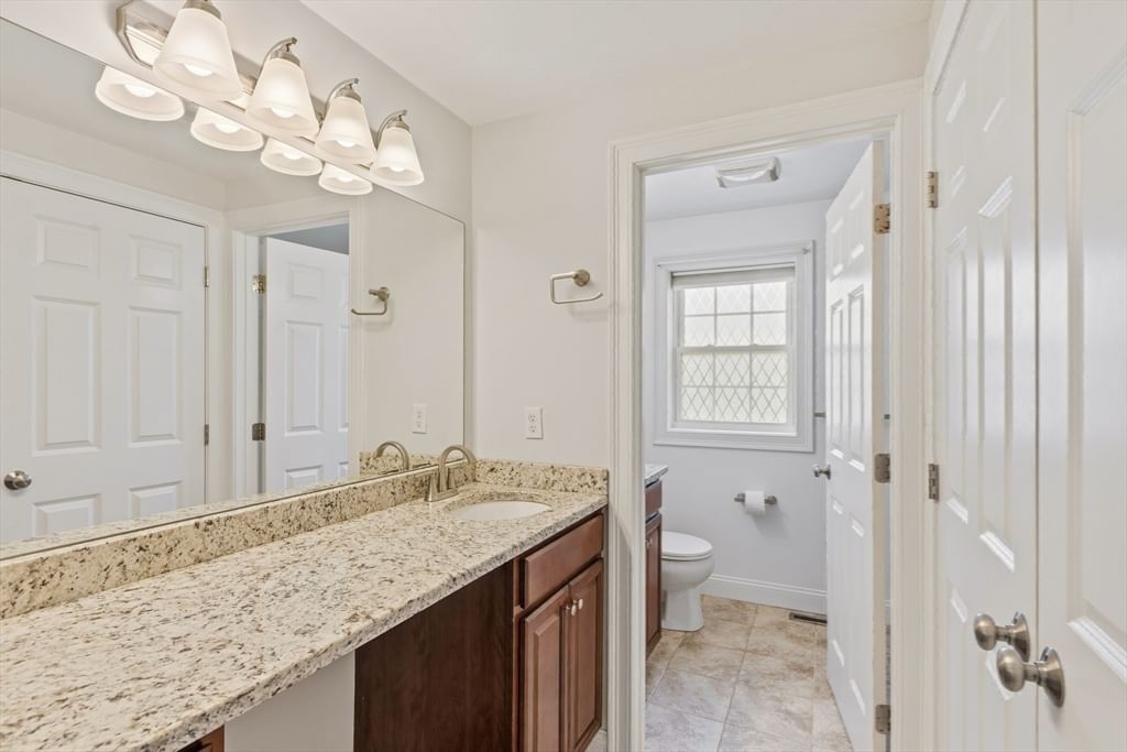 723 County St #723 Attleboro — Photo 21 of 38