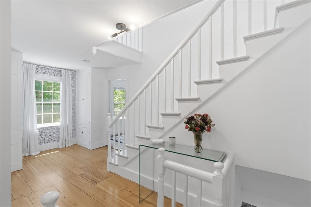 110 Washington St. Sherborn — Photo 12 of 31