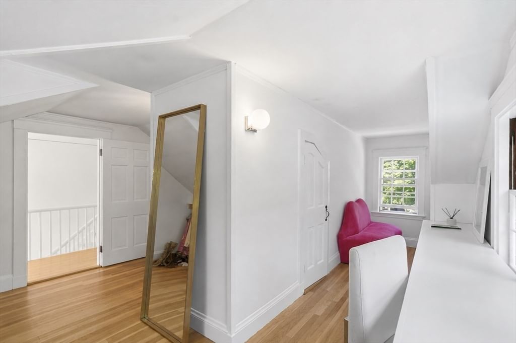 110 Washington St. Sherborn — Photo 20 of 31