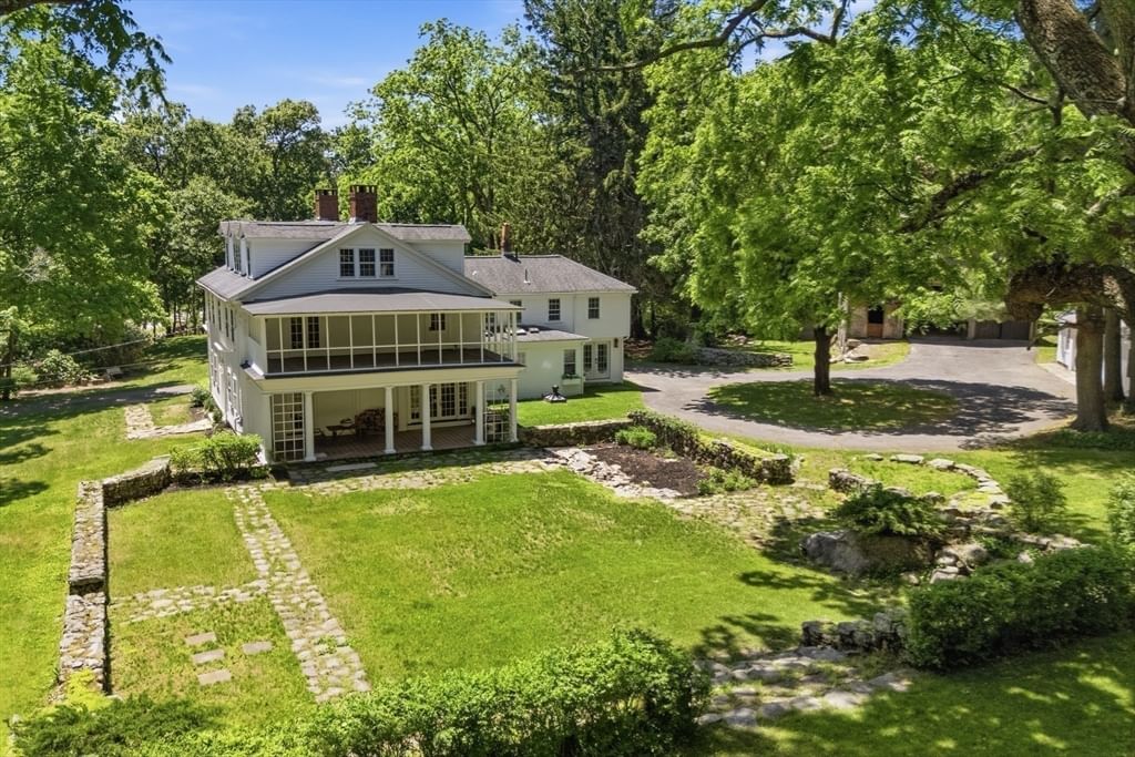 110 Washington St. Sherborn — Photo 24 of 31