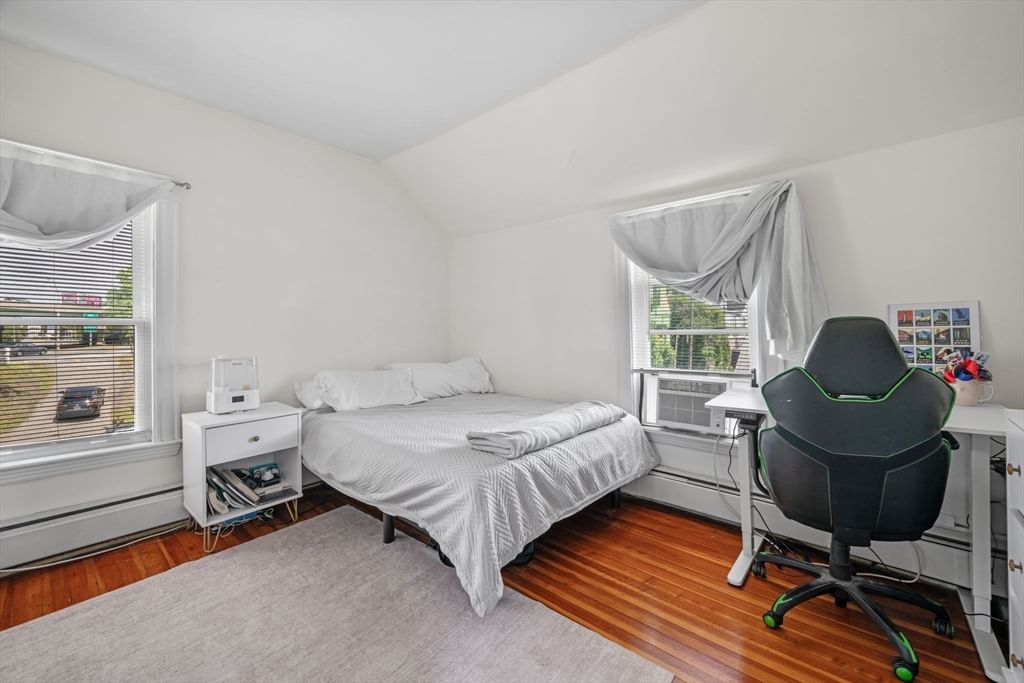 5-A Lorenzo St Boston — Photo 16 of 29