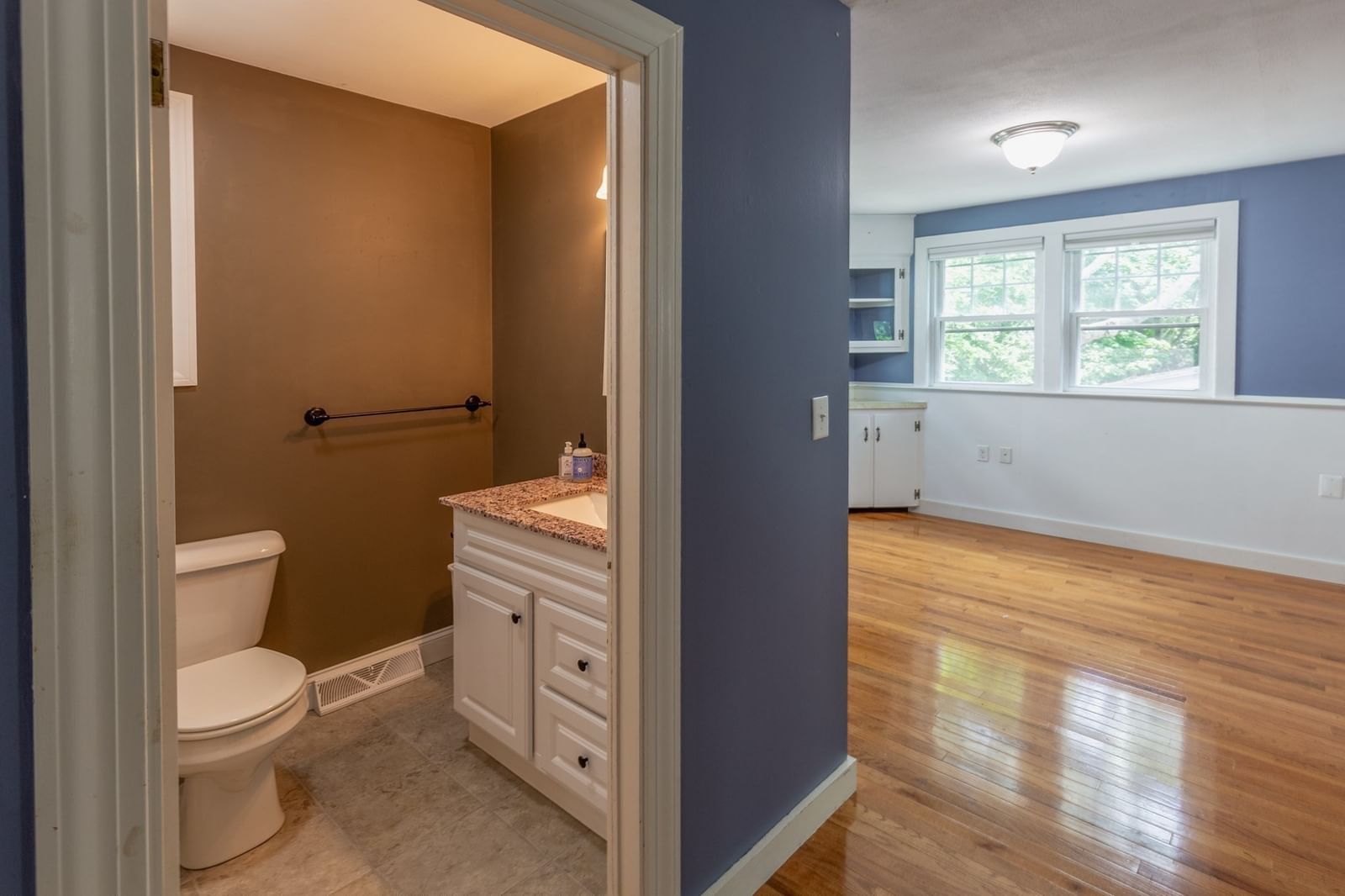 10 Samoset St Plymouth — Photo 14 of 29