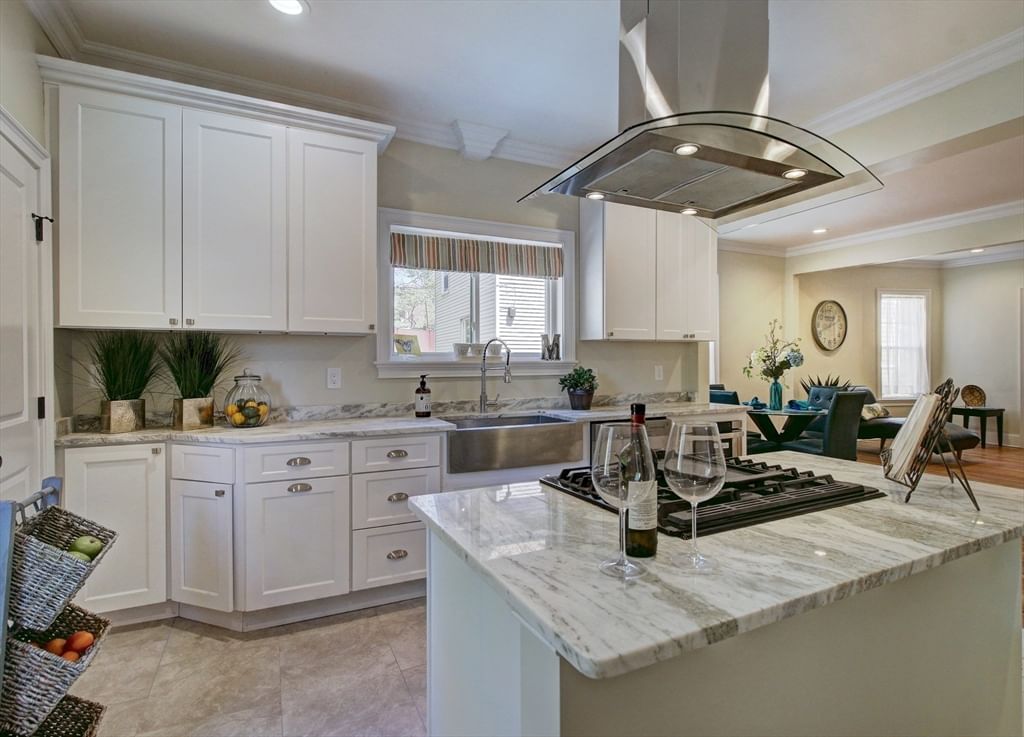 287 Walnut Ave Boston — Photo 11 of 36