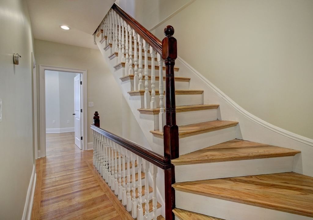 287 Walnut Ave Boston — Photo 15 of 36