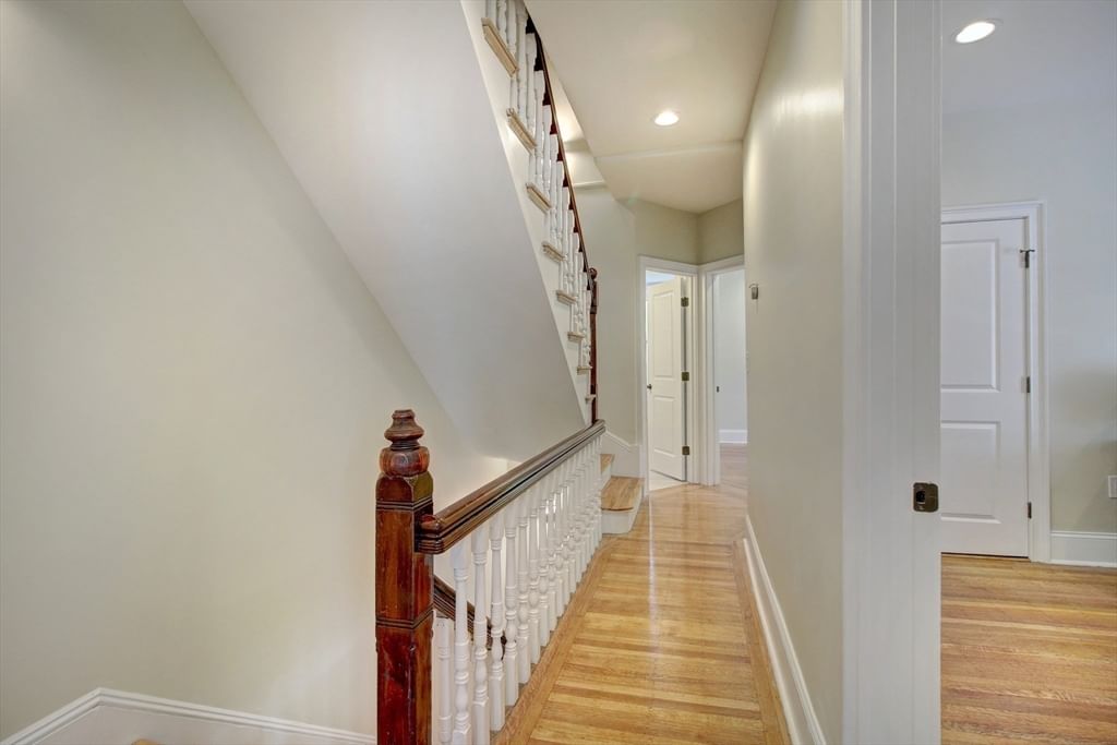 287 Walnut Ave Boston — Photo 16 of 36