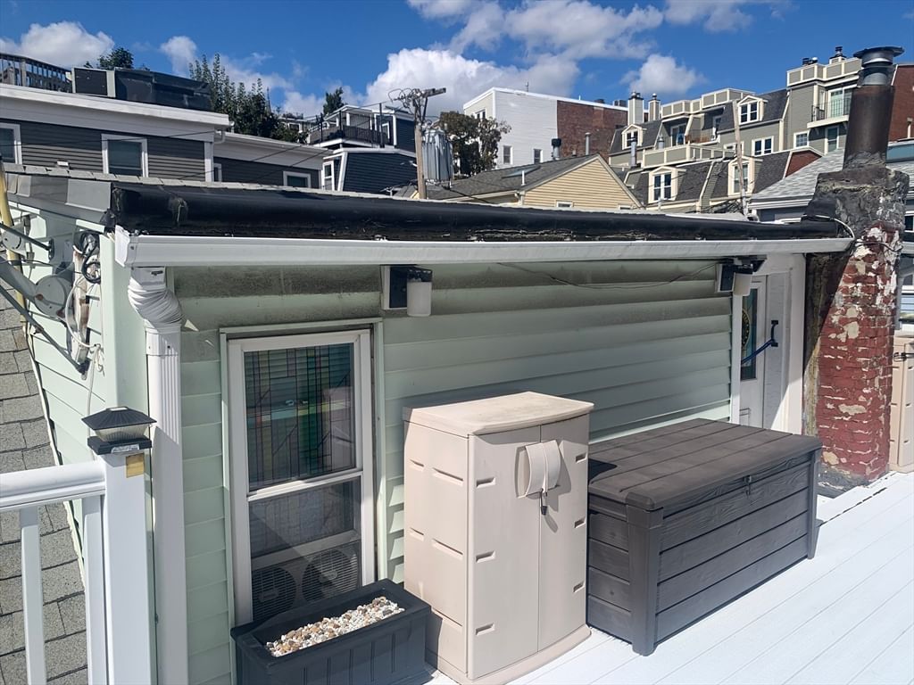 15 Russell St Boston — Photo 12 of 13