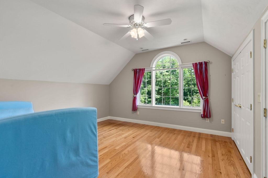 253 Cranbrook Dr Holden — Photo 33 of 41