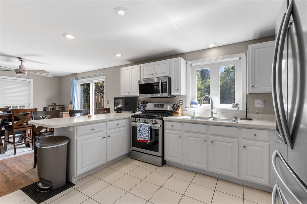 30 Sheffield Place Mashpee — Photo 12 of 24