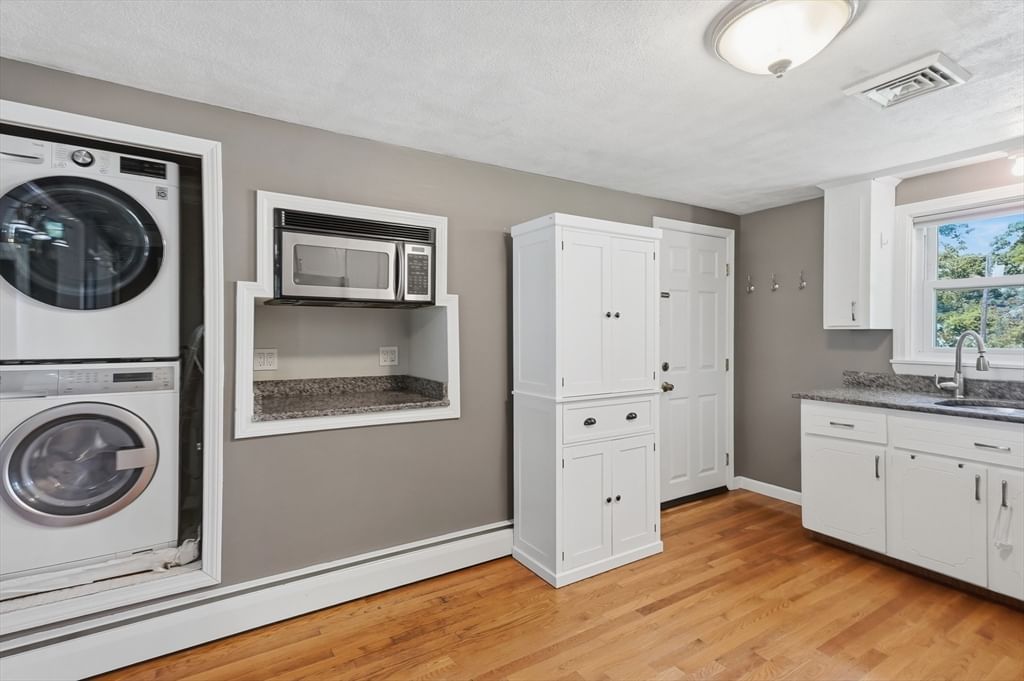 41 Vershire Street #R Boston — Photo 11 of 23
