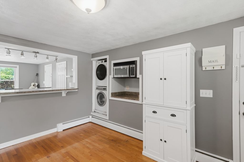 41 Vershire Street #R Boston — Photo 20 of 23