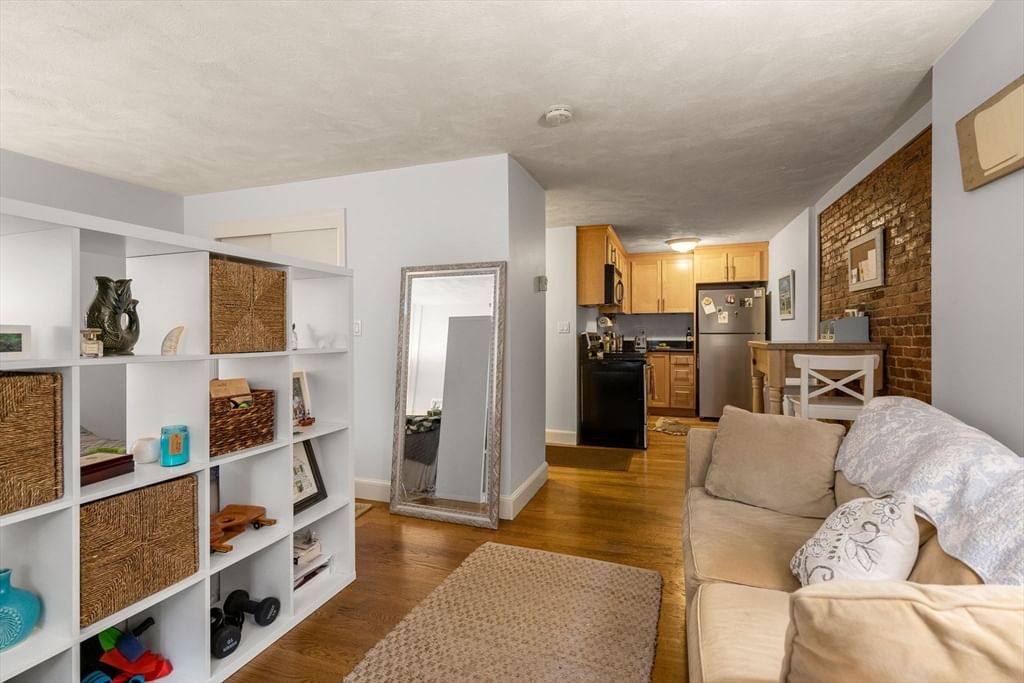 34 Washington St #1A Boston — Photo 4 of 18