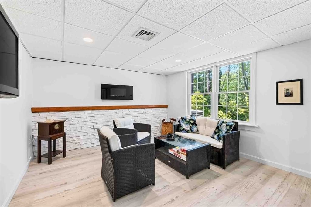 16 Gold Leaf Ln #16 Mashpee — Photo 31 of 40