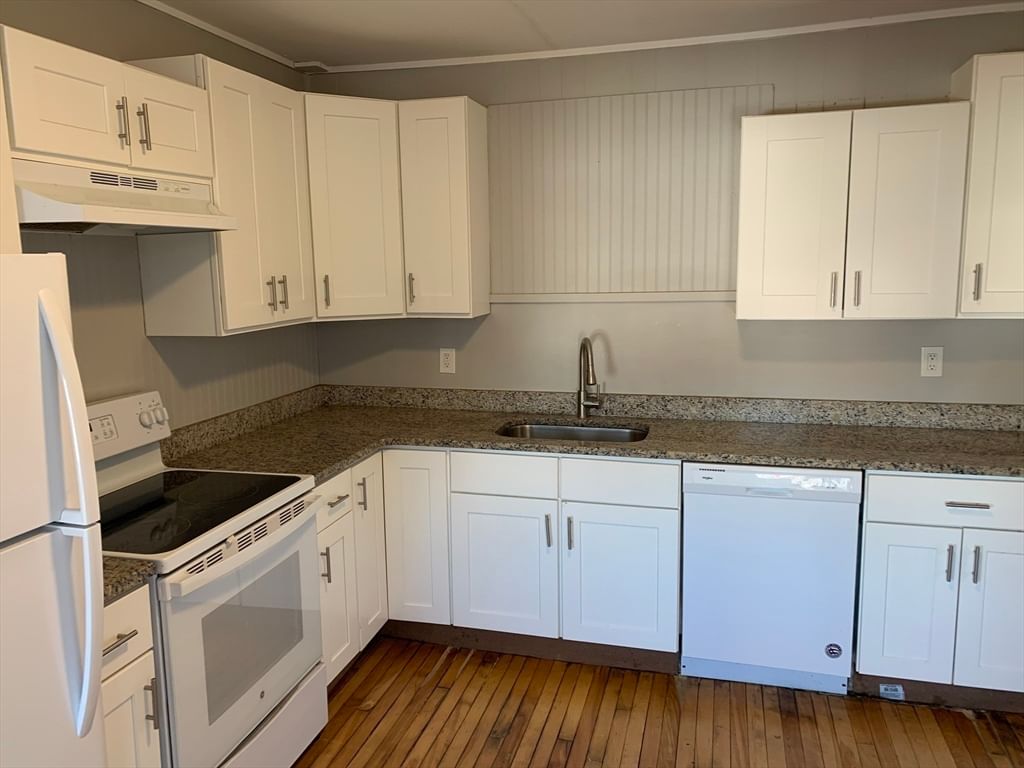 135 Lafayette Sq Haverhill — Photo 9 of 28