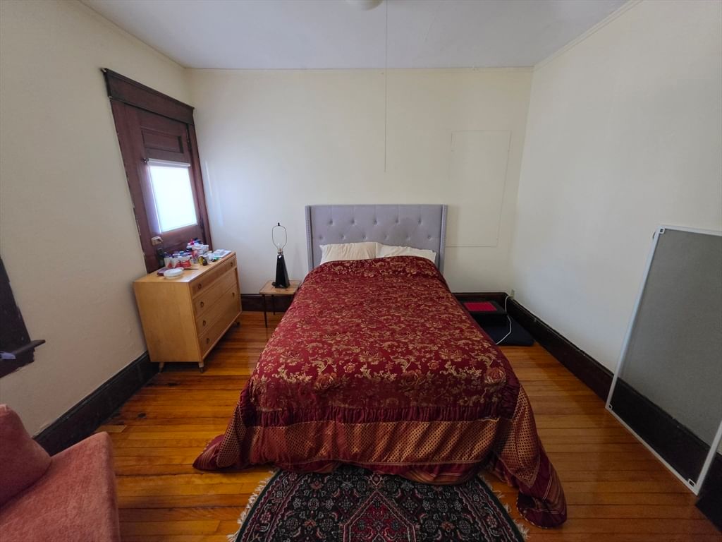 52 Maple St Northampton — Photo 19 of 23