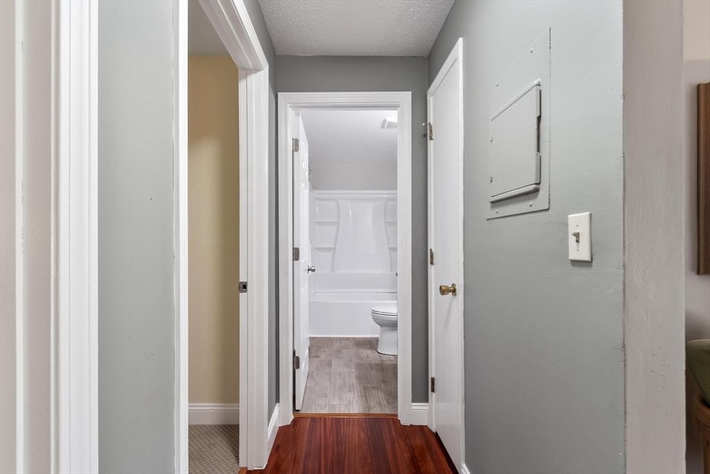2510 Skyline #7 Lowell — Photo 13 of 31