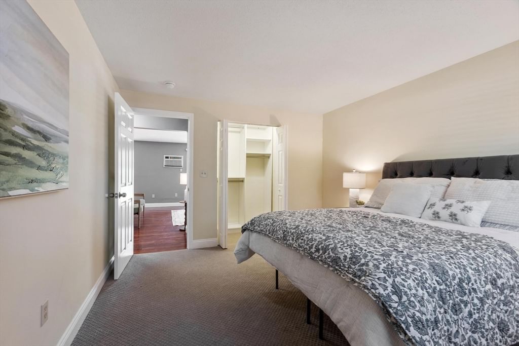 2510 Skyline #7 Lowell — Photo 15 of 31
