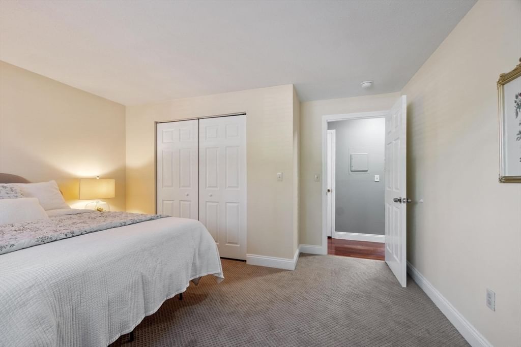 2510 Skyline #7 Lowell — Photo 18 of 31