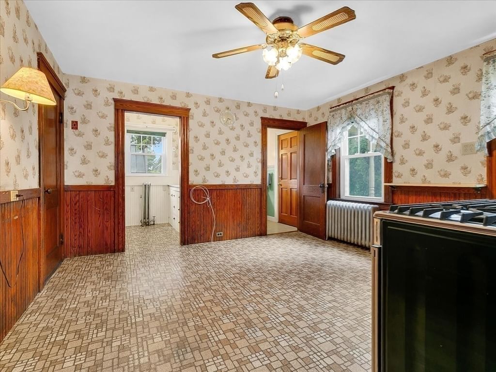 77 Lamoille Ave Haverhill — Photo 14 of 24