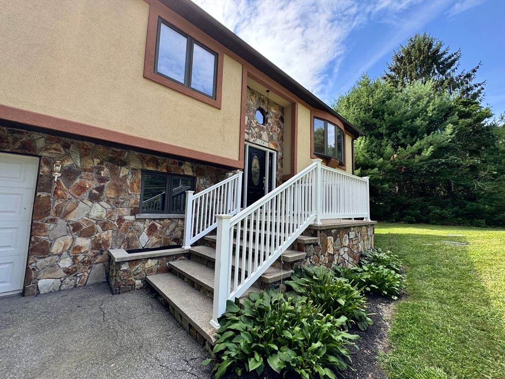 Property at 1174 Old Fall River Rd, Dartmouth, MA 02747