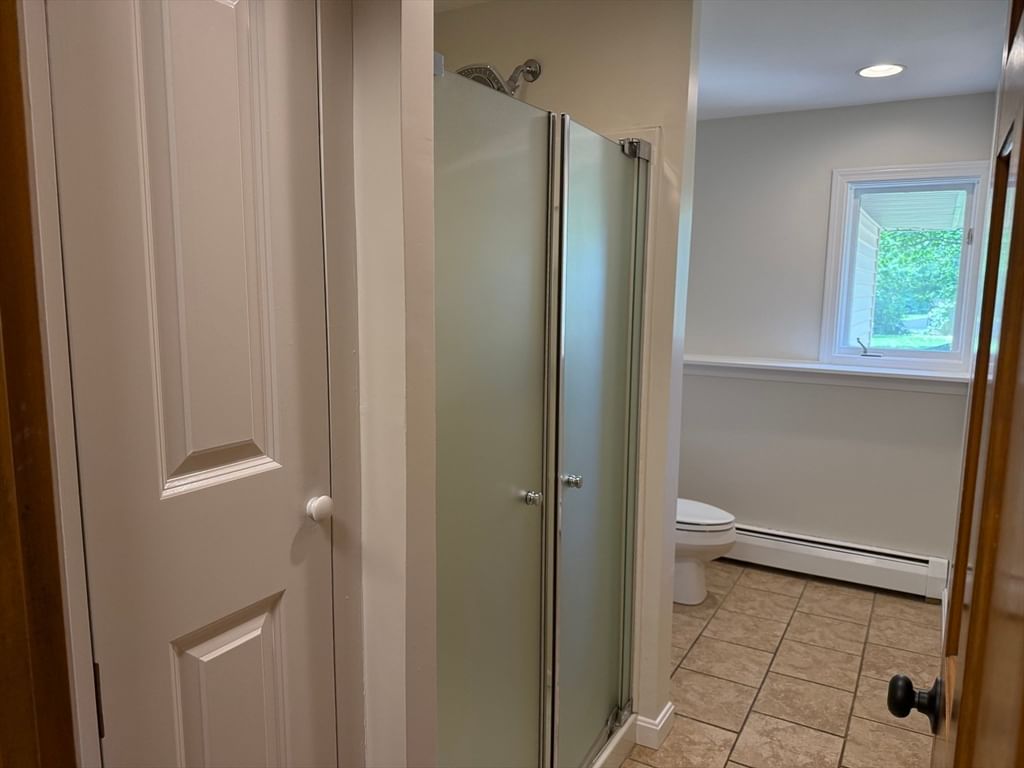 1174 Old Fall River Rd Dartmouth — Photo 29 of 40