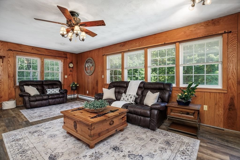 17 Mayo Rd, Hubbardston, MA 01452 photo 3