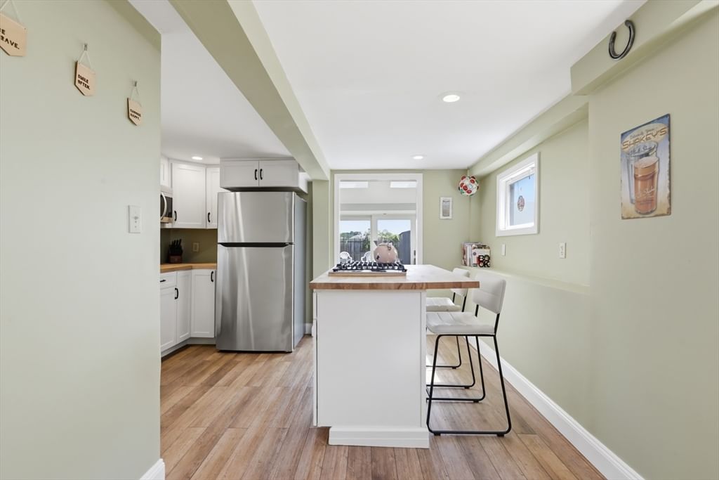 20 Milton Street Saugus — Photo 11 of 36