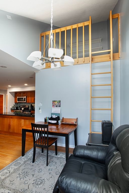 351 Pleasant Street #11 Northampton — Photo 10 of 17