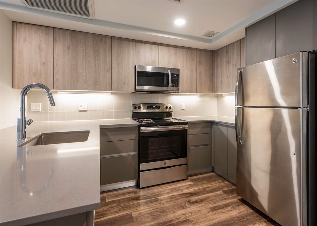 431 Melnea Cass Boulevard Boston — Photo 11 of 12