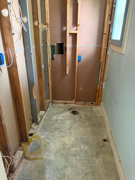 27 Daniels Ave Pittsfield — Photo 21 of 26