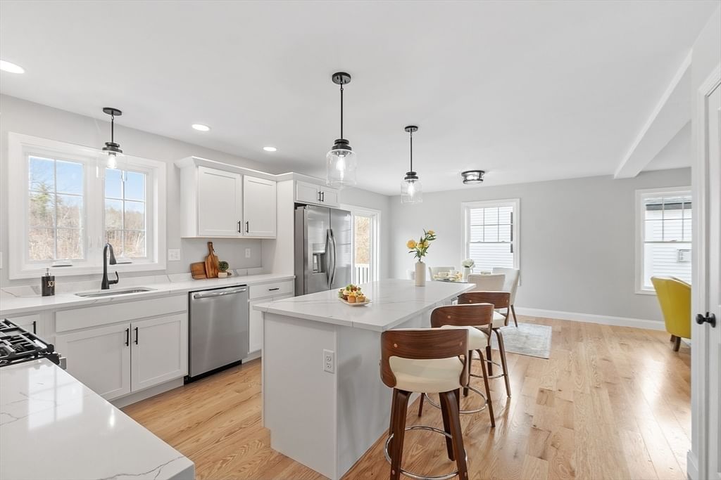 792 Massachusetts Avenue #792 Lunenburg — Photo 17 of 42