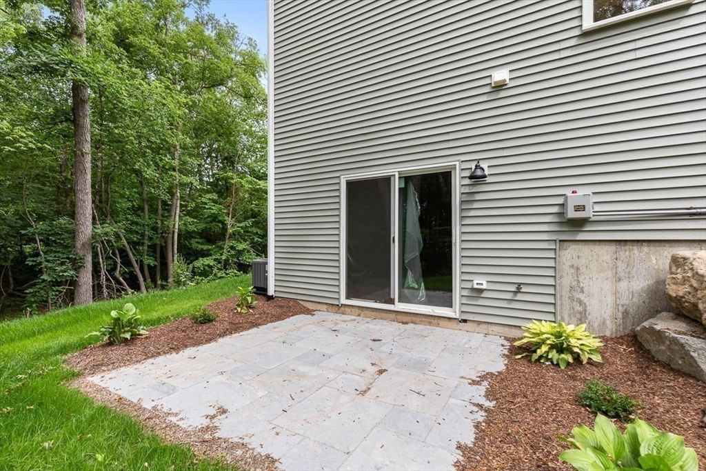 1234 Commerce Way Attleboro — Photo 32 of 33