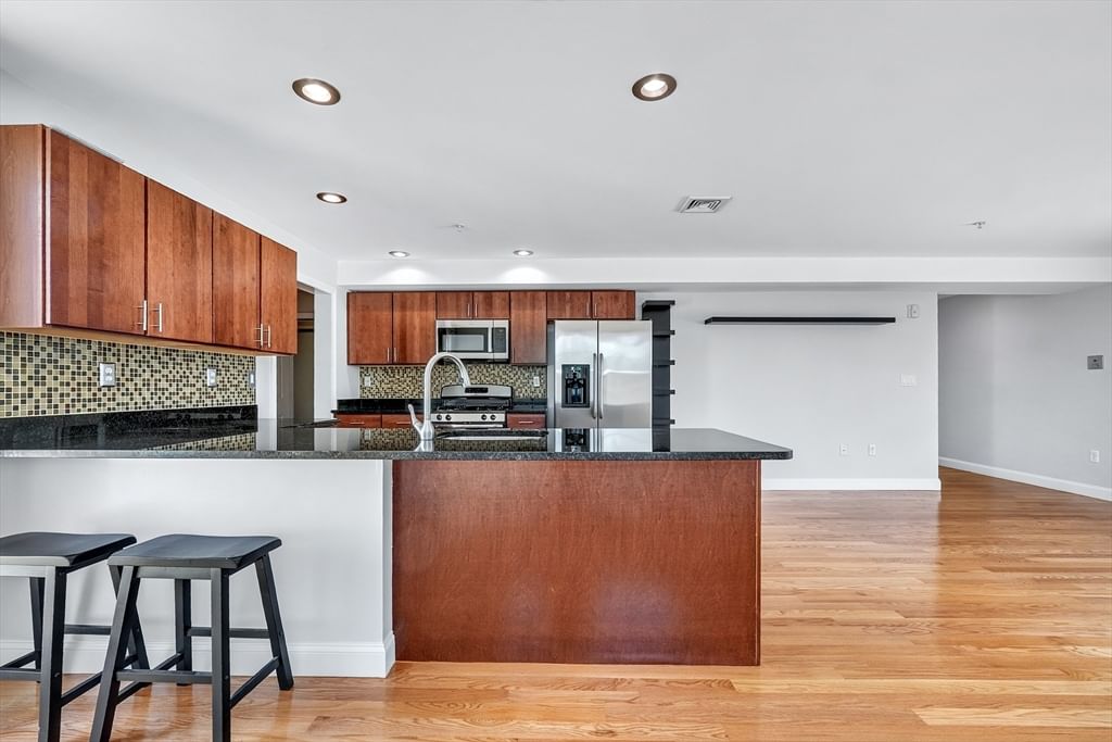 29 Spruce St #42 Waltham — Photo 10 of 41