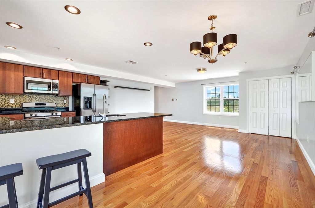 29 Spruce St #42 Waltham — Photo 12 of 41